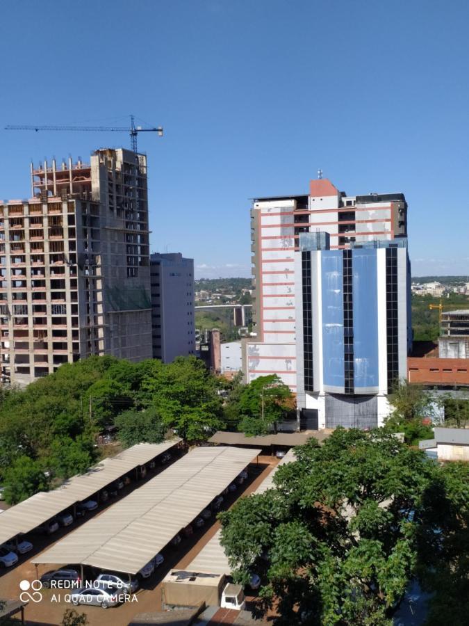 Moderno Y Amplio Apartamento Con Vista Fantastica En Pleno Centro Ciudad del Este Exterior photo